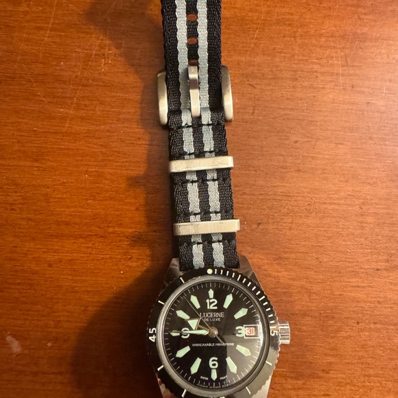 Lucerne skin diver - Picture 4 of 4